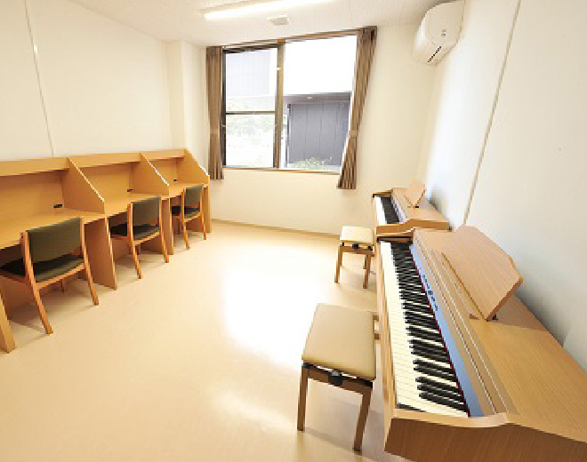 音楽室・ピアノ練習室